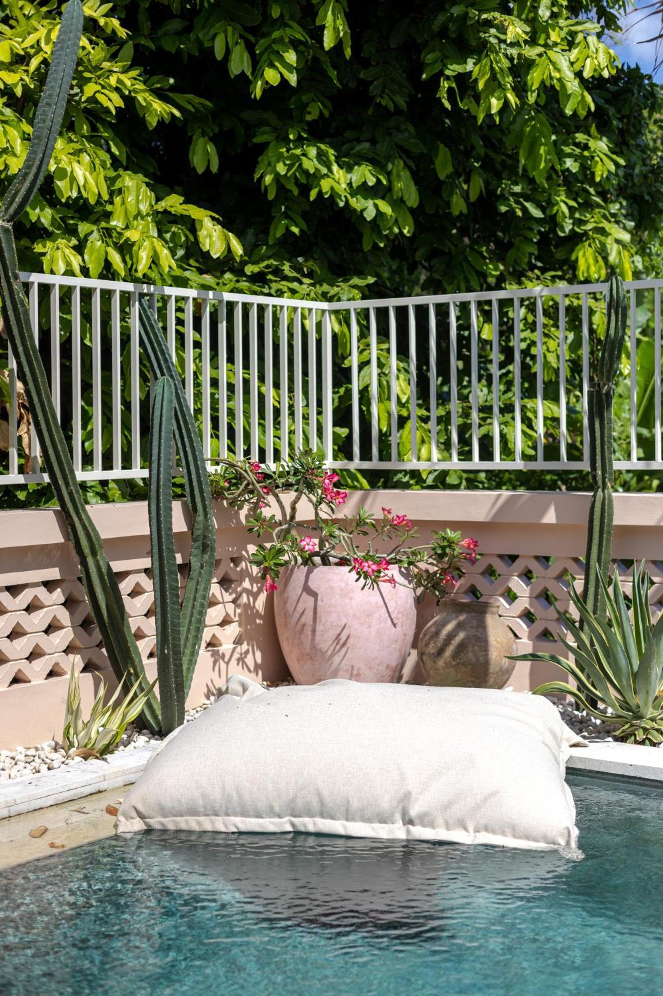 The Pink Joglo, A Cheerful 3Bdr Villa W/Pool And Rice-Field View. Dalung  Exterior foto