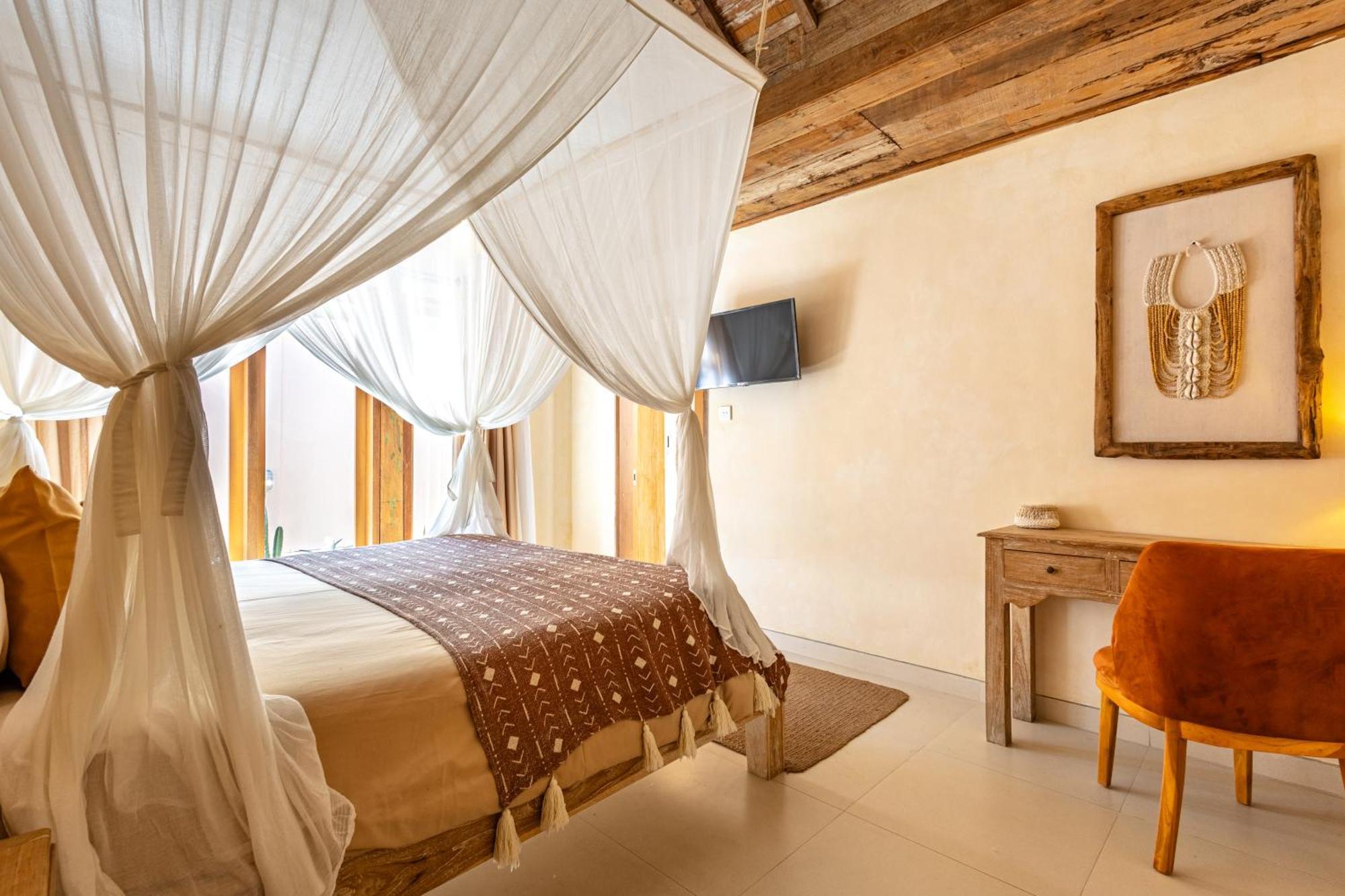 The Pink Joglo, A Cheerful 3Bdr Villa W/Pool And Rice-Field View. Dalung  Exterior foto